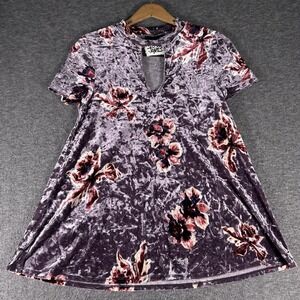 Darlove Jones Crushed Velvet Floral Top Keyhole Short Sleeve Choker Neck Size M?
